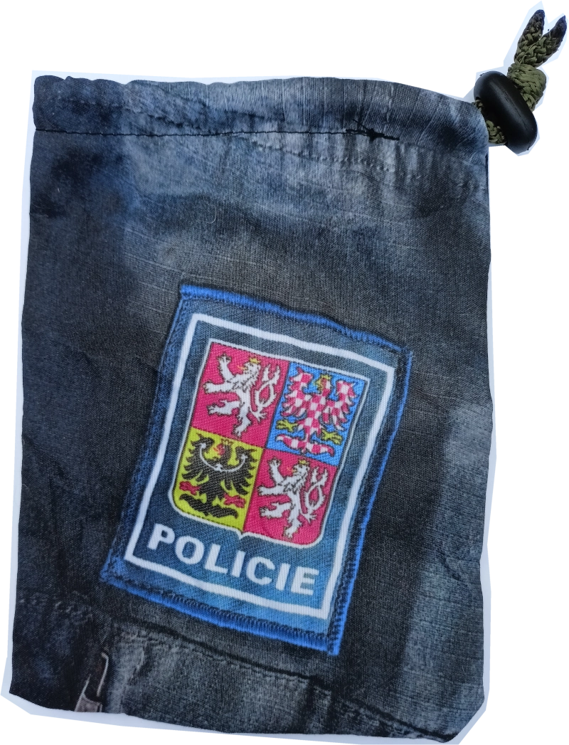 SACKFABRIK - Policie čerňáky